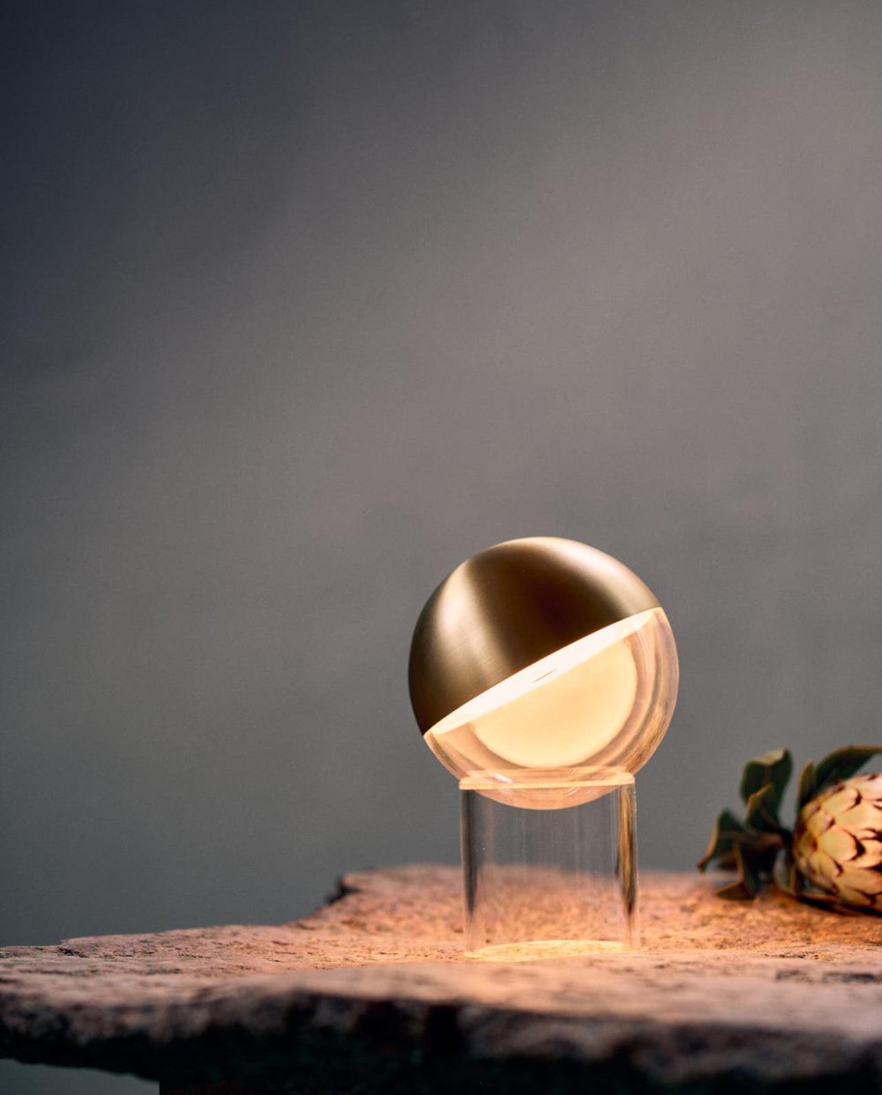 Pila Portable Table Lamp