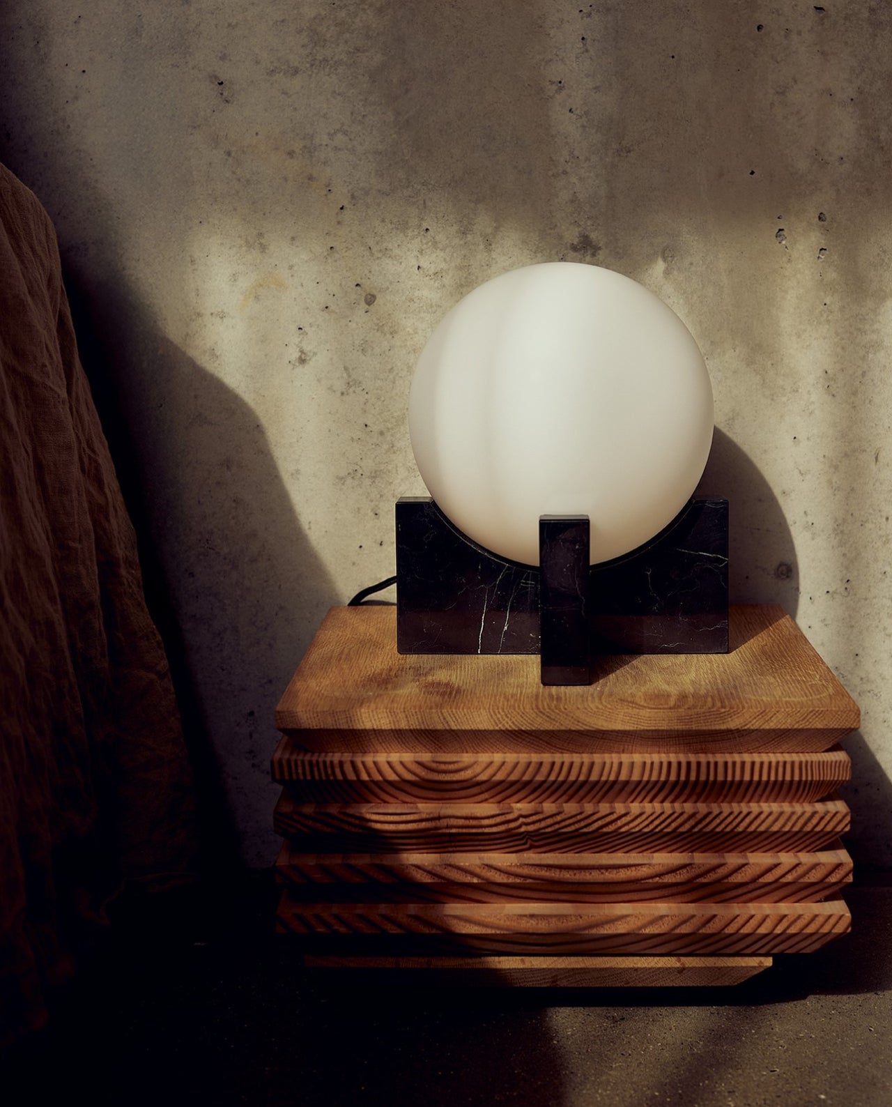 Hito Table & Wall lamp